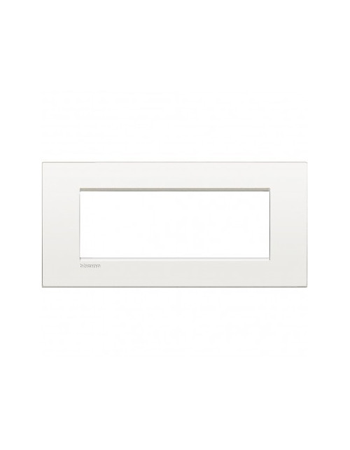 LivingLight Air | Monochrome plate in pure white 7-place metal