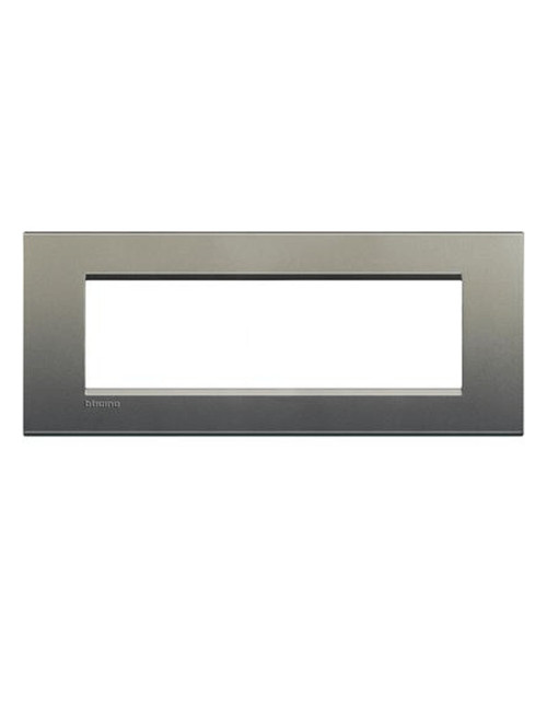 Bticino Livinglight 7-Modul-Quadratplatte in der Avenue-Farbe LNA4807AE
