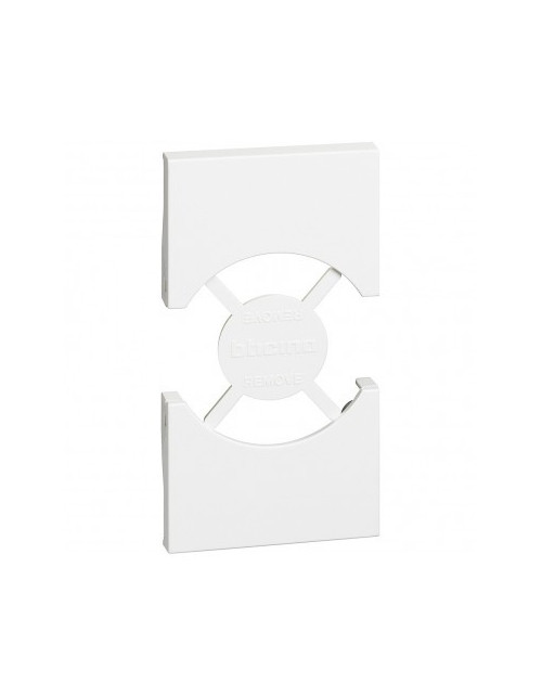BTicino KW03 Living Now | standard socket cover 2M