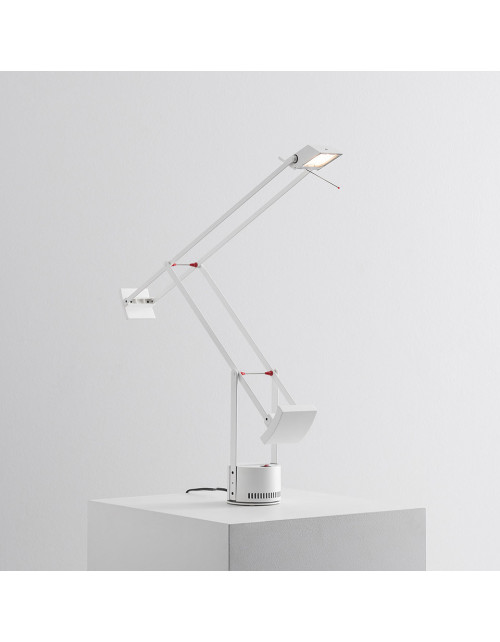 Tizio Table lamp White Artemide A009030
